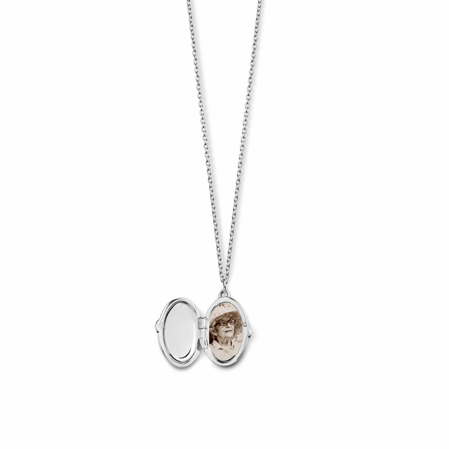 Shinola Heirloom Petite Locket | Shinola